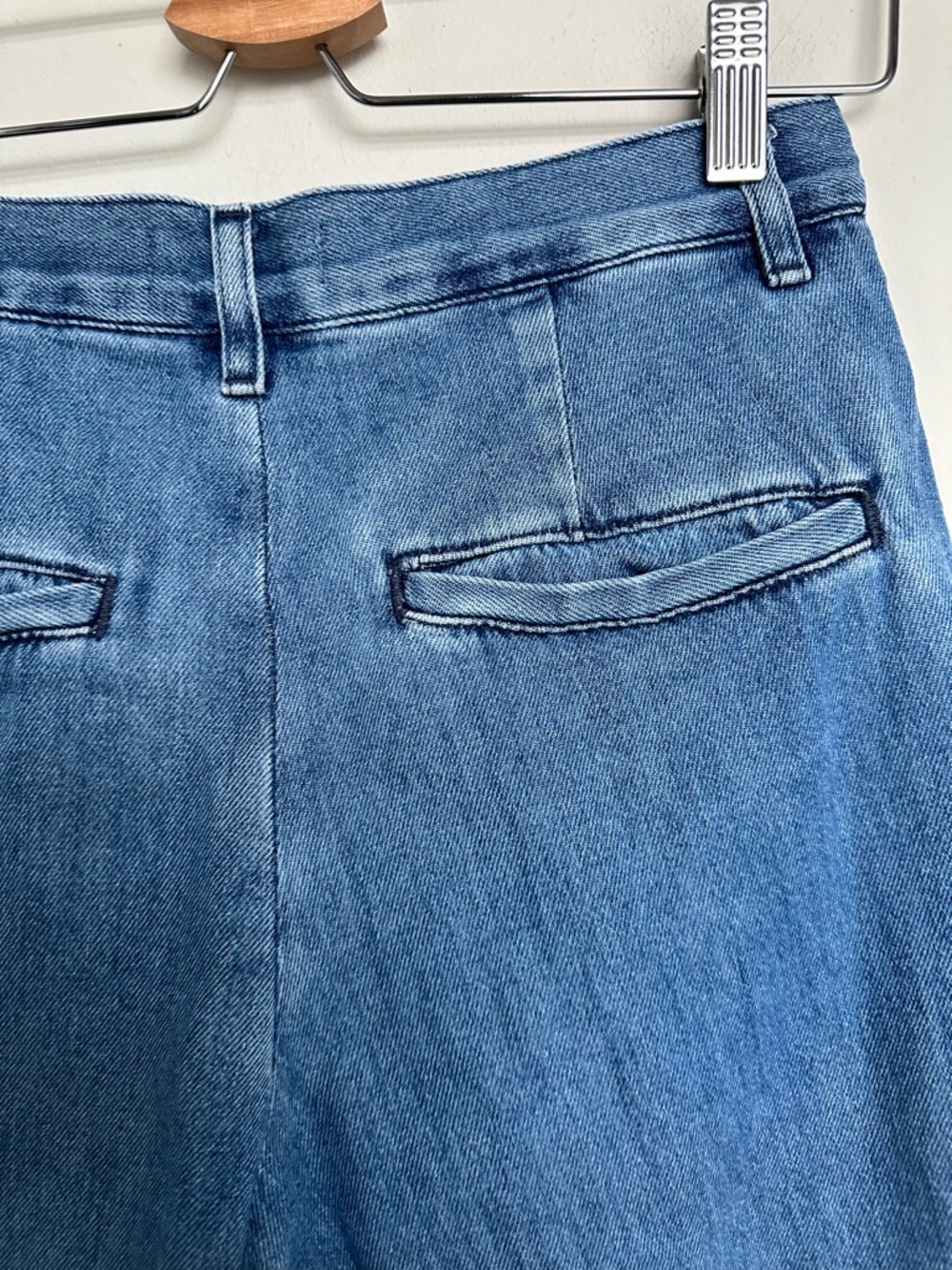 COS ($169) High Waisted Wide Leg Jeans | Minimalist Pleated Front Denim | Size 6 - Picture 10 of 16